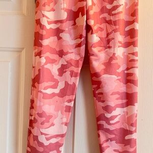 DKNY Kids Pink Camouflage Leggings